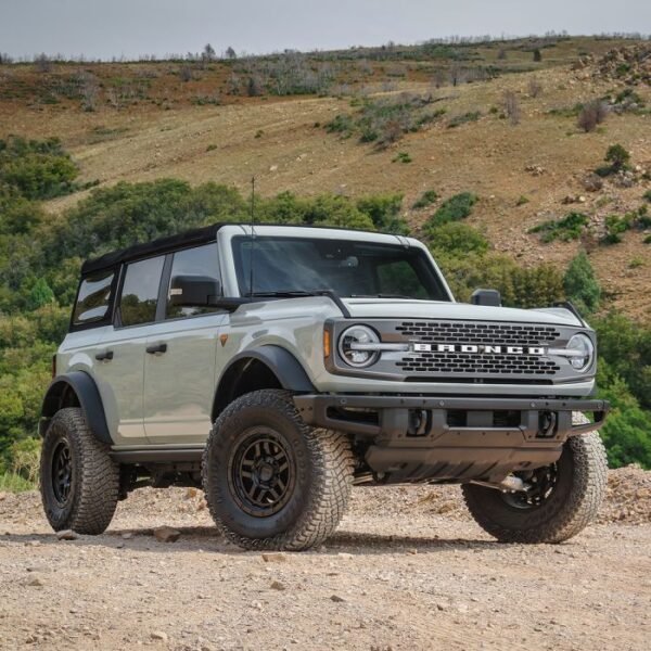 FORD BRONCO 2021-2024 1.25'' LEVELING KIT - Image 2